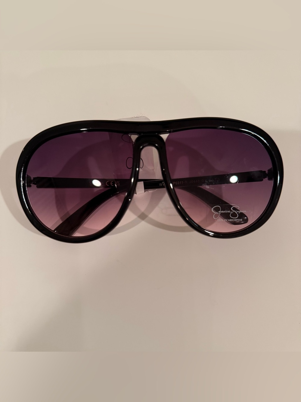 NWT Jessica Simpson Oversized Aviator Black Frame Sunglasses with Purple Lenses